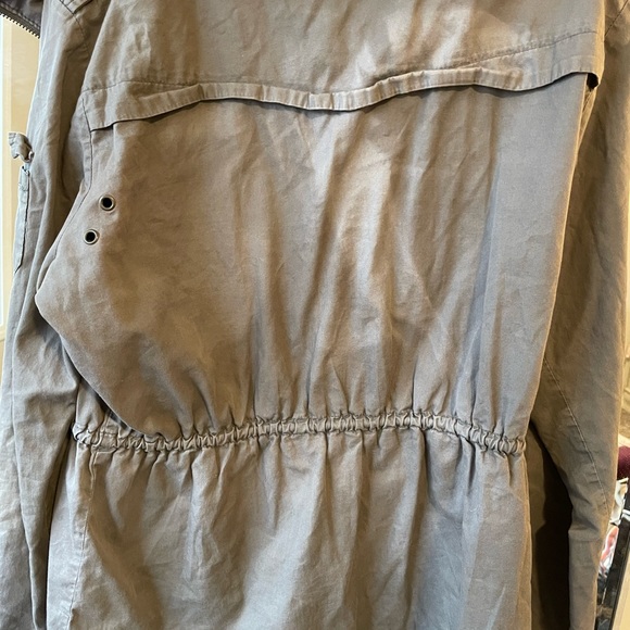 Utility Jacket - Picture 6 of 8